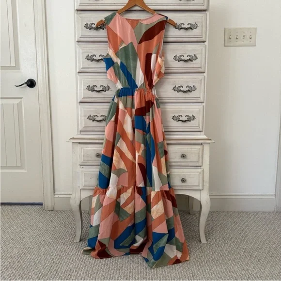 Vici Cutout Midi Dress - Picture 6 of 9